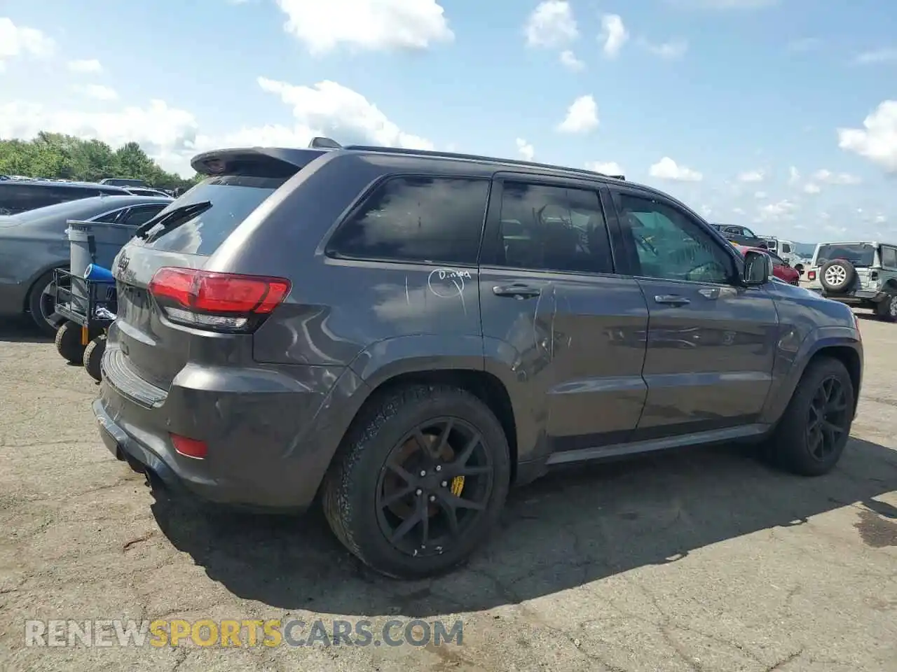 3 Photograph of a damaged car 1C4RJFN99MC822394 JEEP GRAND CHER 2021
