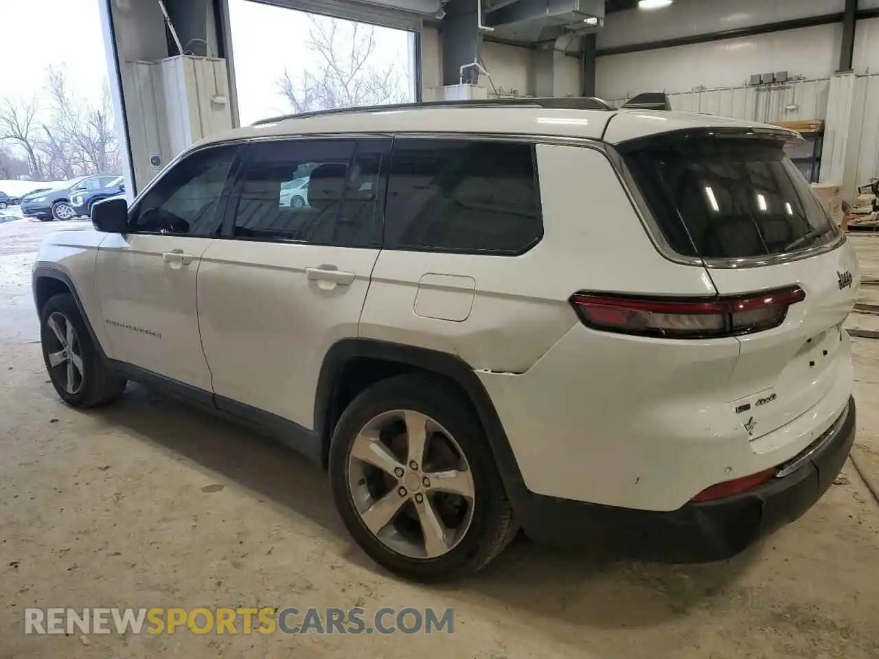 2 Photograph of a damaged car 1C4RJKBG1M8170708 JEEP GRAND CHER 2021
