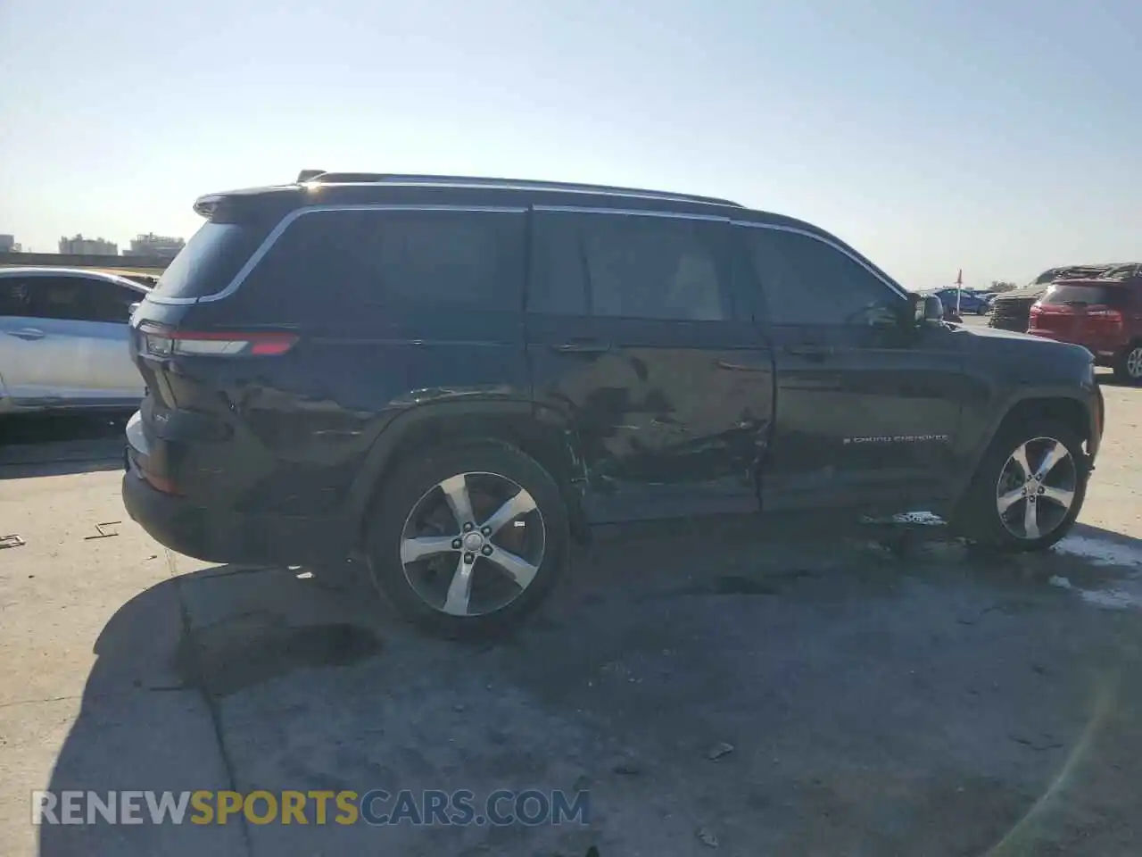 3 Фотография поврежденного автомобиля 1C4RJKBG3M8110333 JEEP GRAND CHER 2021