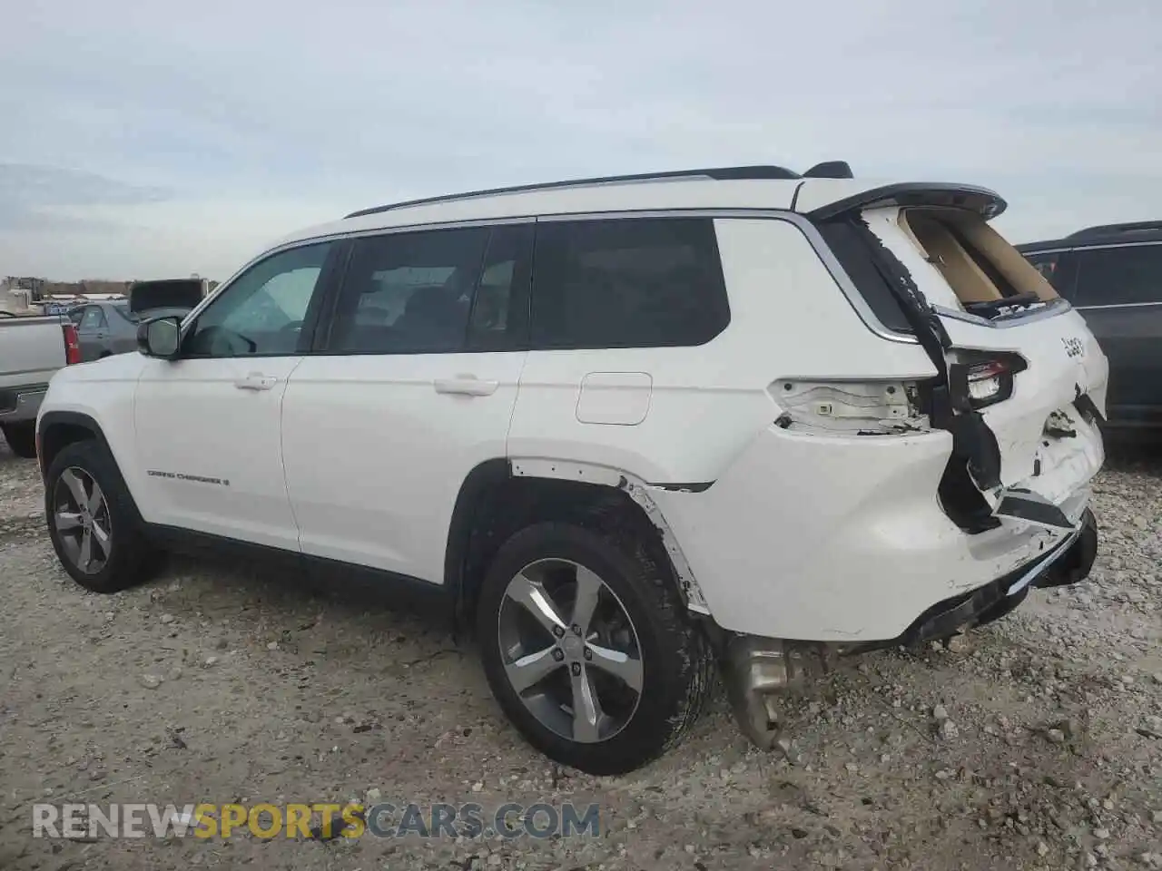 2 Photograph of a damaged car 1C4RJKBG3M8167549 JEEP GRAND CHER 2021