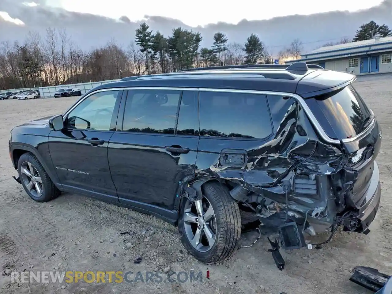 2 fotografías del automóvil dañado 1C4RJKBG3M8208097 JEEP GRAND CHER 2021