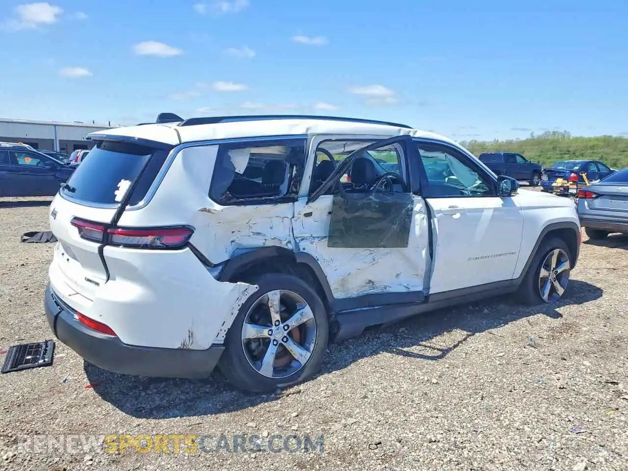 3 Photograph of a damaged car 1C4RJKBG6M8110472 JEEP GRAND CHER 2021