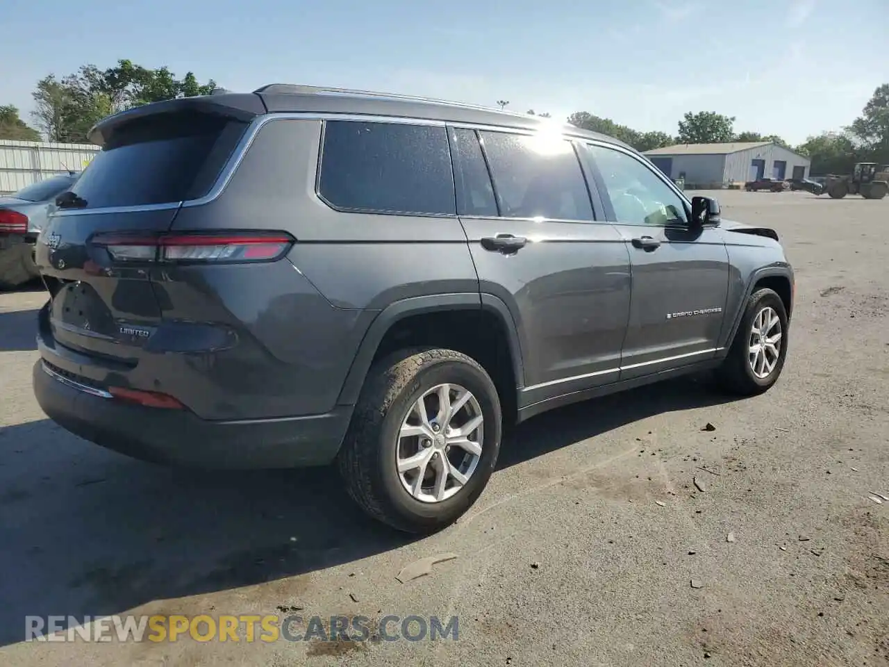 3 Photograph of a damaged car 1C4RJKBG6M8157792 JEEP GRAND CHER 2021