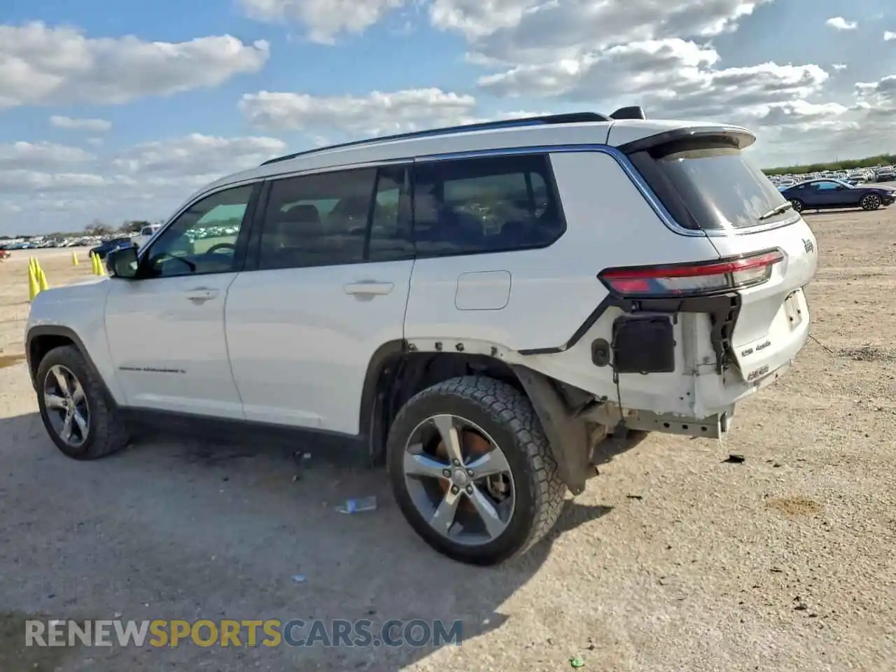 2 fotografías del automóvil dañado 1C4RJKBG8M8109825 JEEP GRAND CHER 2021