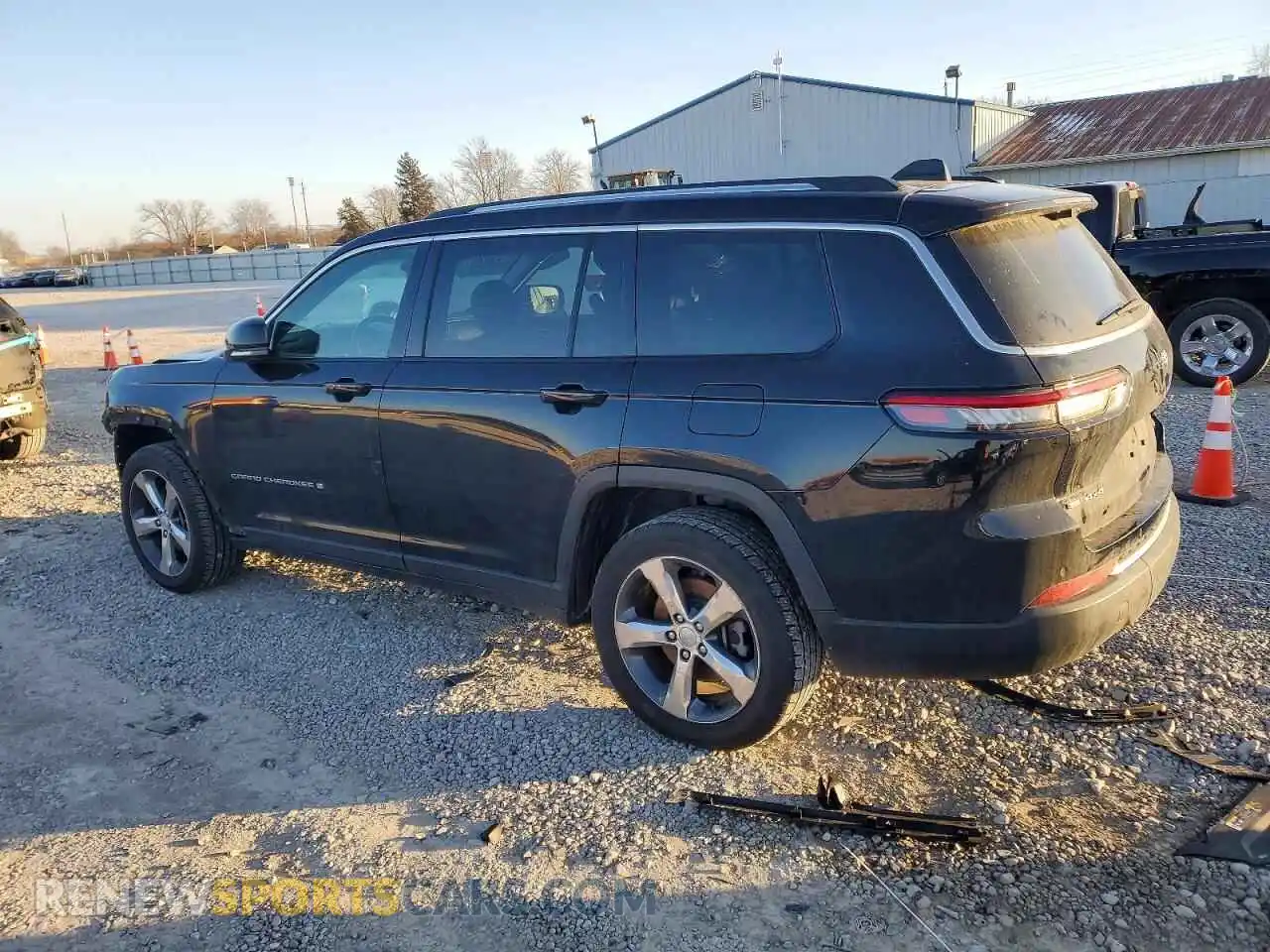 2 Photograph of a damaged car 1C4RJKBG8M8121764 JEEP GRAND CHER 2021