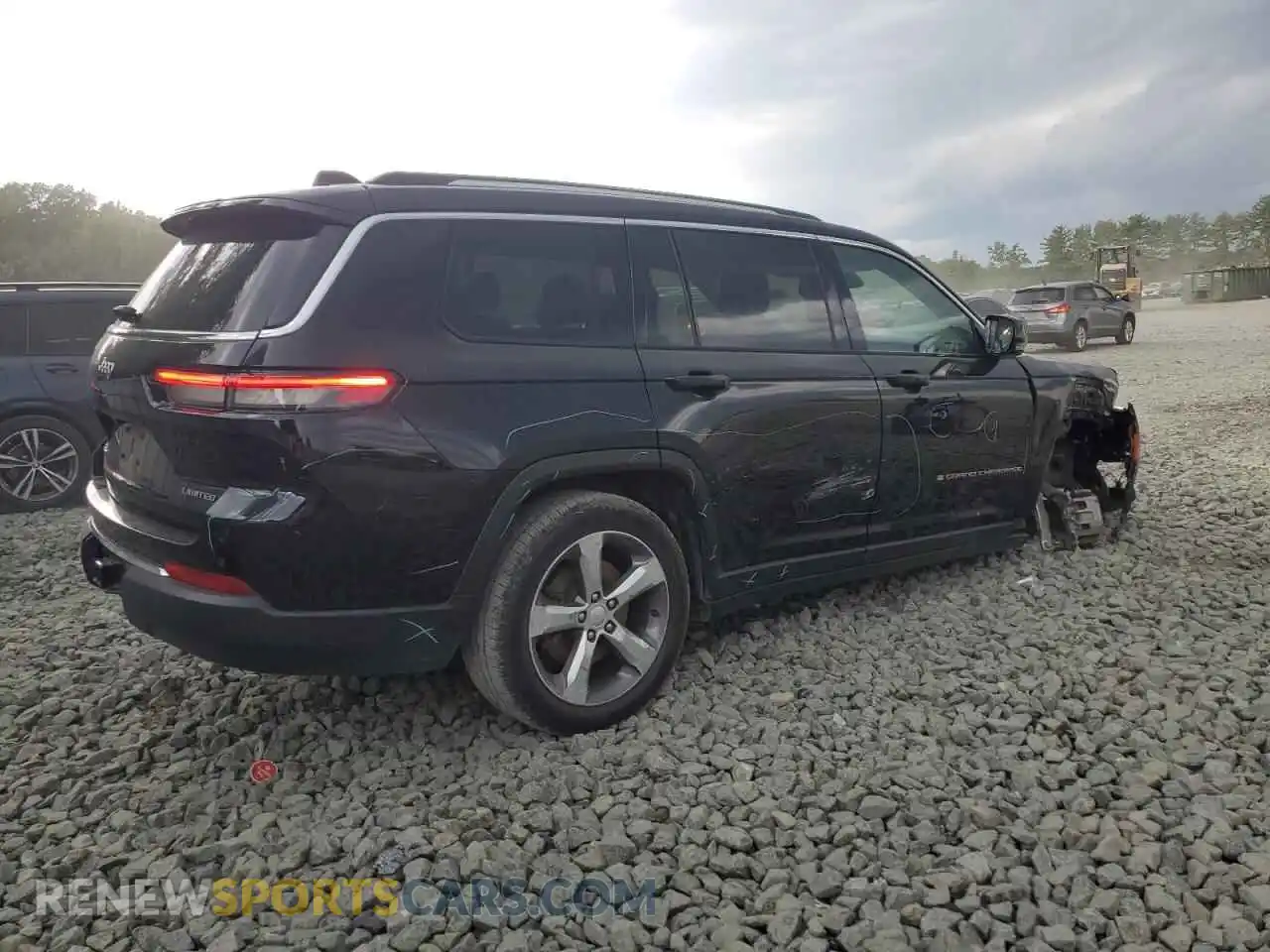 3 Photograph of a damaged car 1C4RJKBG8M8159155 JEEP GRAND CHER 2021