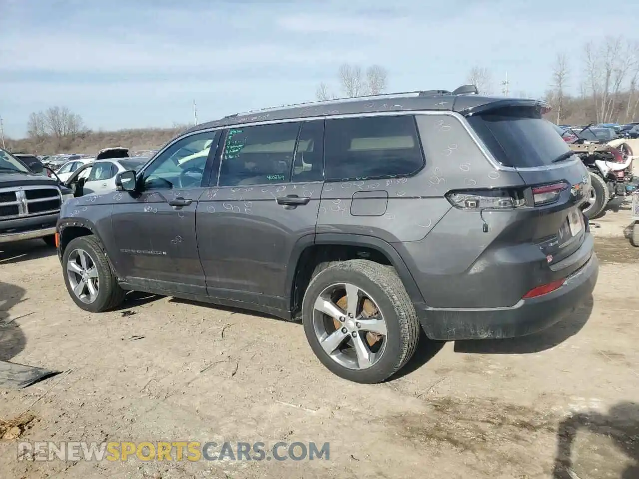 2 Photograph of a damaged car 1C4RJKBG8M8204837 JEEP GRAND CHER 2021