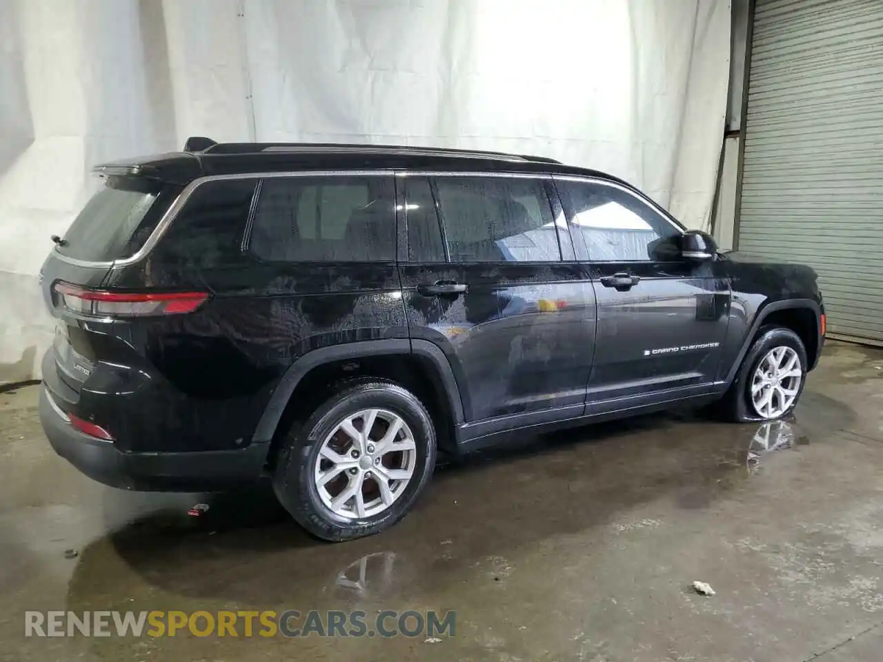 3 Photograph of a damaged car 1C4RJKBG9M8130442 JEEP GRAND CHER 2021