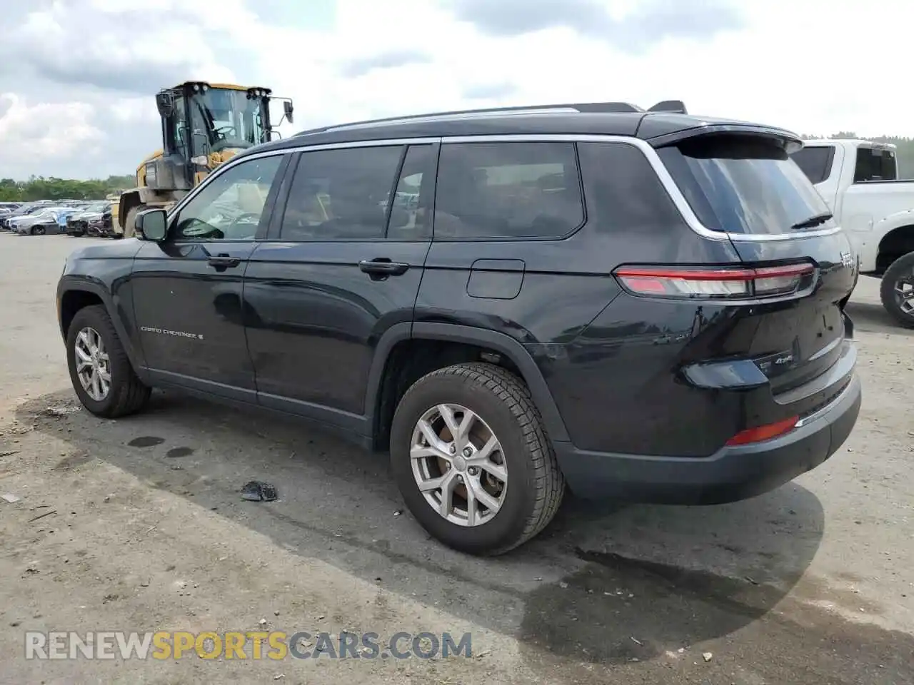 2 Photograph of a damaged car 1C4RJKBG9M8133745 JEEP GRAND CHER 2021