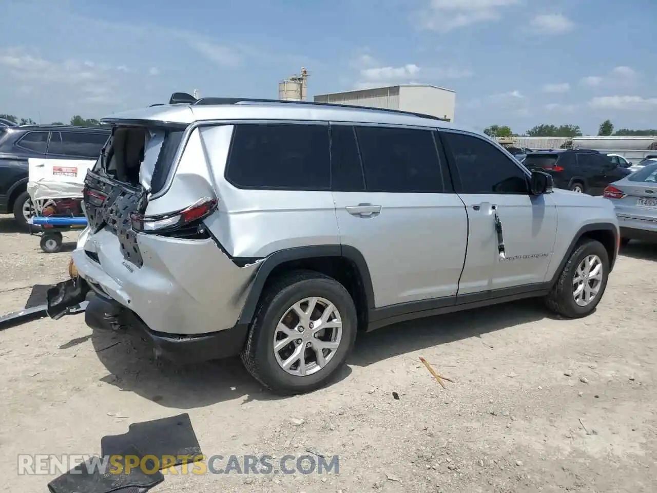 3 Photograph of a damaged car 1C4RJKBGXM8157939 JEEP GRAND CHER 2021