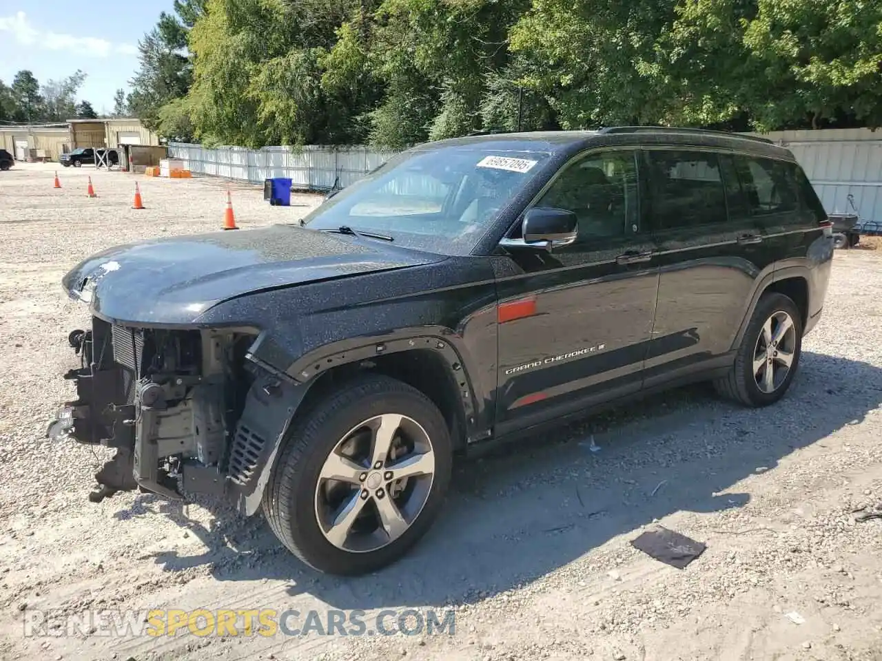 1 Photograph of a damaged car 1C4RJKBGXM8201356 JEEP GRAND CHER 2021