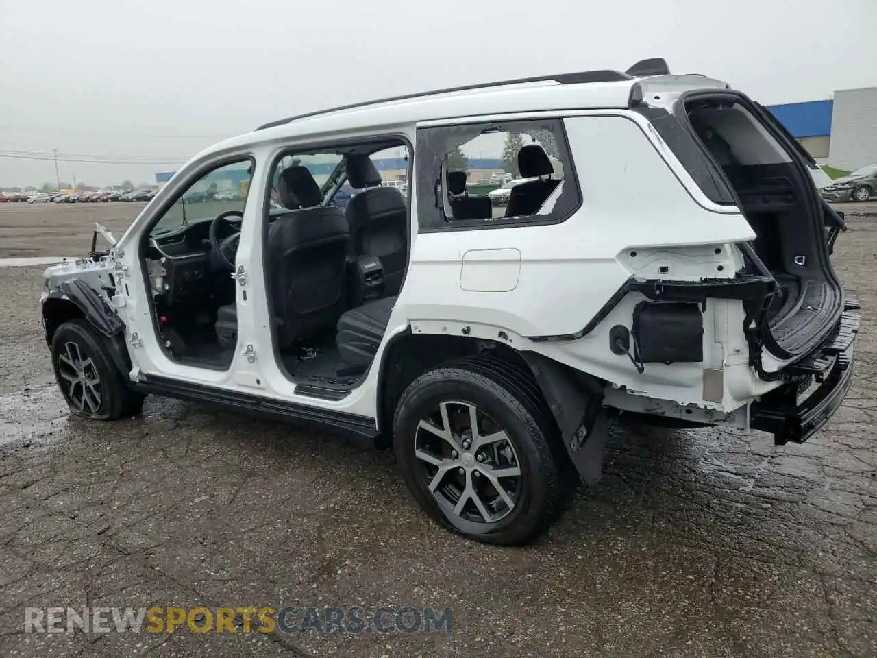 2 Photograph of a damaged car 1C4RJKBG3P8751891 JEEP GRAND CHER 2023