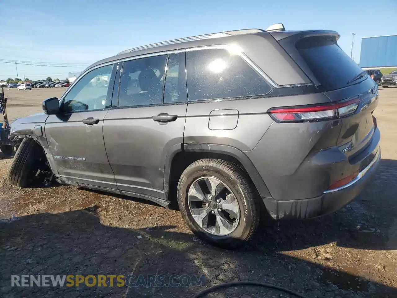 2 fotografías del automóvil dañado 1C4RJYB65PC649077 JEEP GRAND CHER 2023