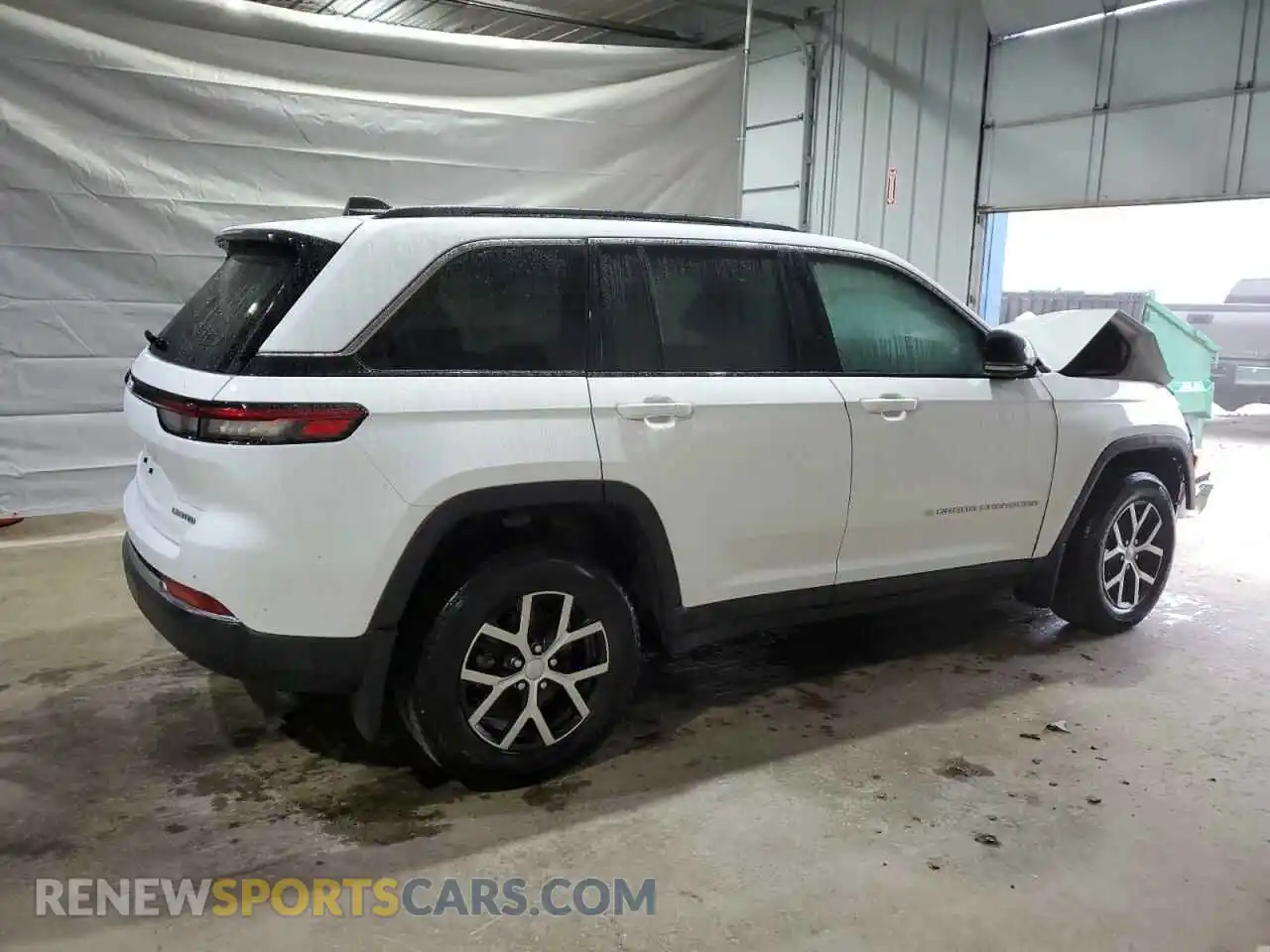3 Photograph of a damaged car 1C4RJHBG2RC201066 JEEP GRAND CHER 2024