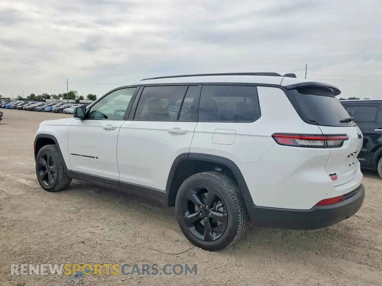 2 fotografías del automóvil dañado 1C4RJKBG3R8916261 JEEP GRAND CHER 2024