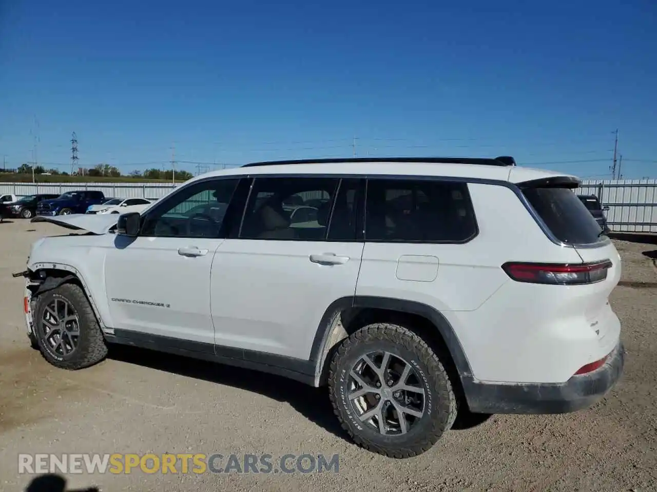 2 fotografías del automóvil dañado 1C4RJKBG9R8584875 JEEP GRAND CHER 2024
