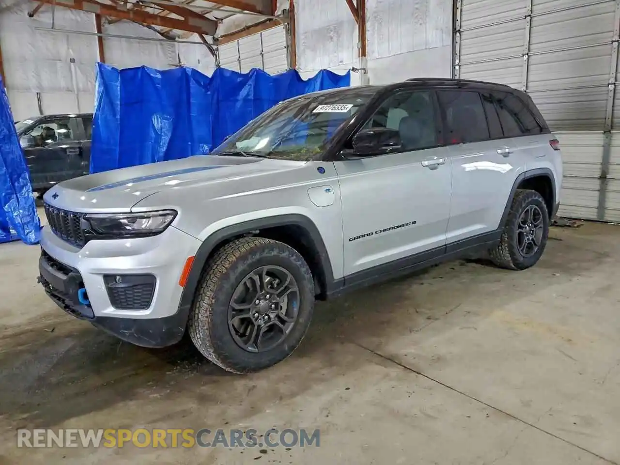 1 Фотография поврежденного автомобиля 1C4RJYC65R8504934 JEEP GRAND CHER 2024