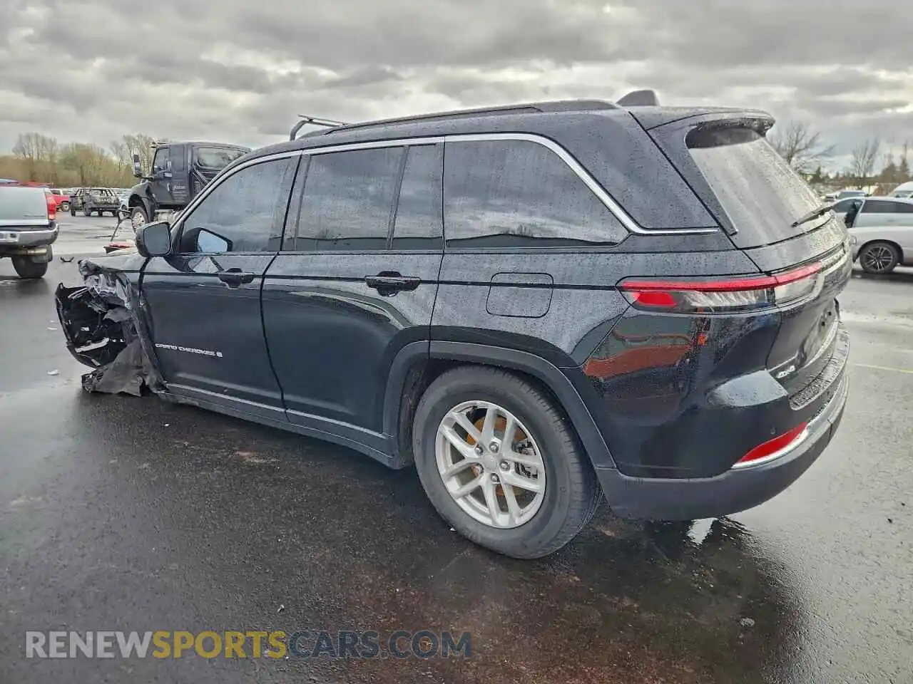 2 Photograph of a damaged car 1C4RJHAG4SC285561 JEEP GRAND CHER 2025