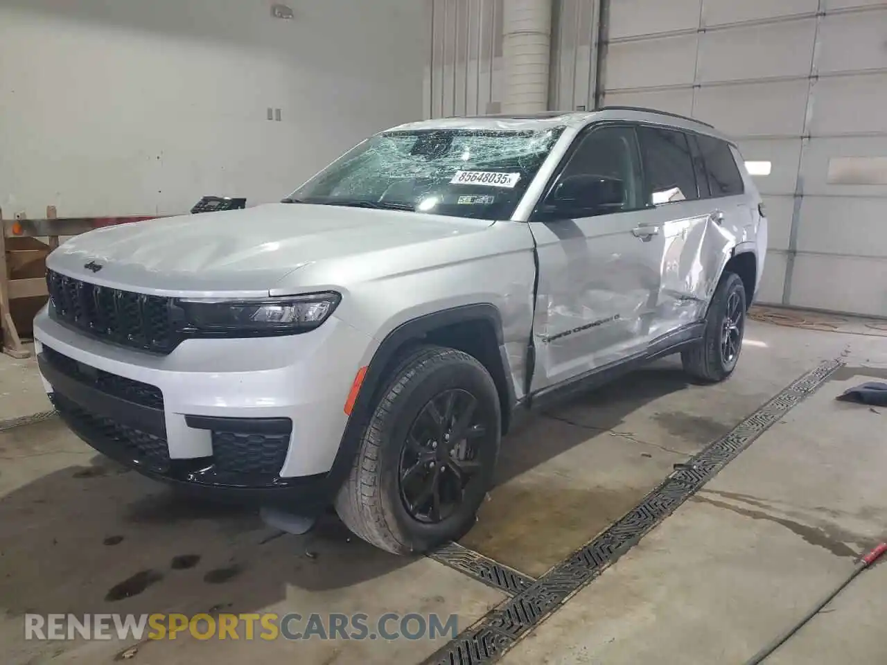 1 Photograph of a damaged car 1C4RJKAG5S8647297 JEEP GRAND CHER 2025