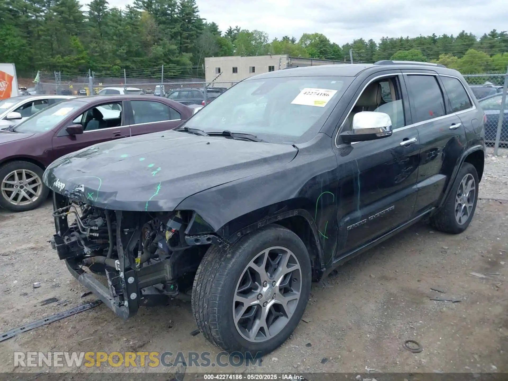 2 Photograph of a damaged car 1C4RJFCG2KC591143 JEEP GRAND CHEROKEE 2019