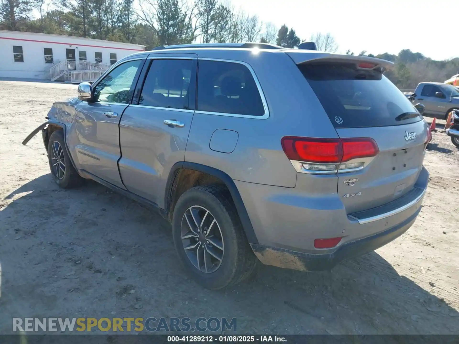 3 Photograph of a damaged car 1C4RJFBG9LC347329 JEEP GRAND CHEROKEE 2020