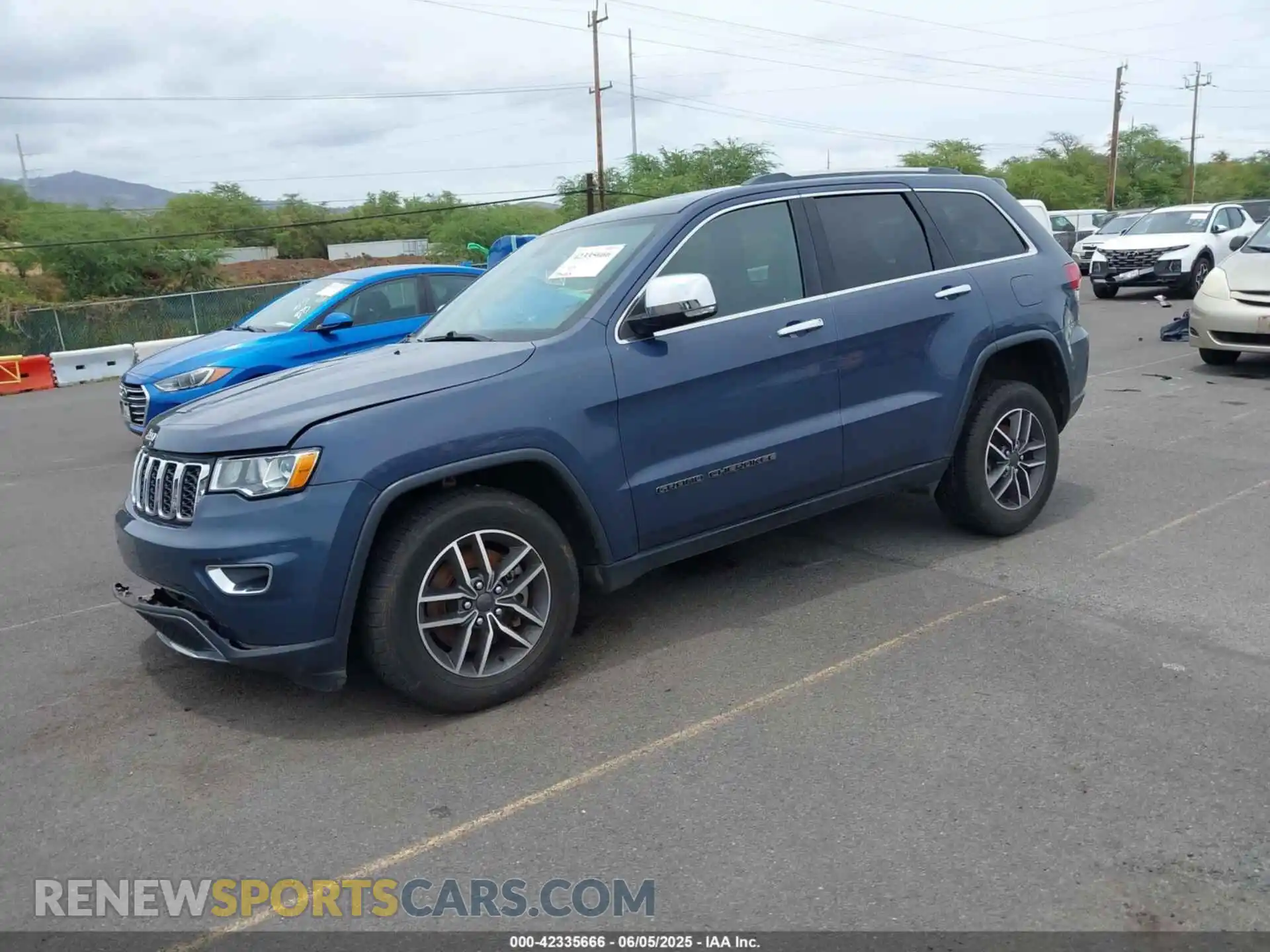 2 Photograph of a damaged car 1C4RJEBG3MC656404 JEEP GRAND CHEROKEE 2021