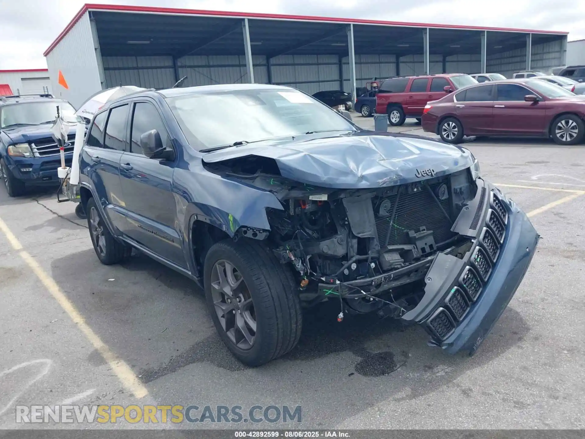 1 Photograph of a damaged car 1C4RJEBG7MC738457 JEEP GRAND CHEROKEE 2021