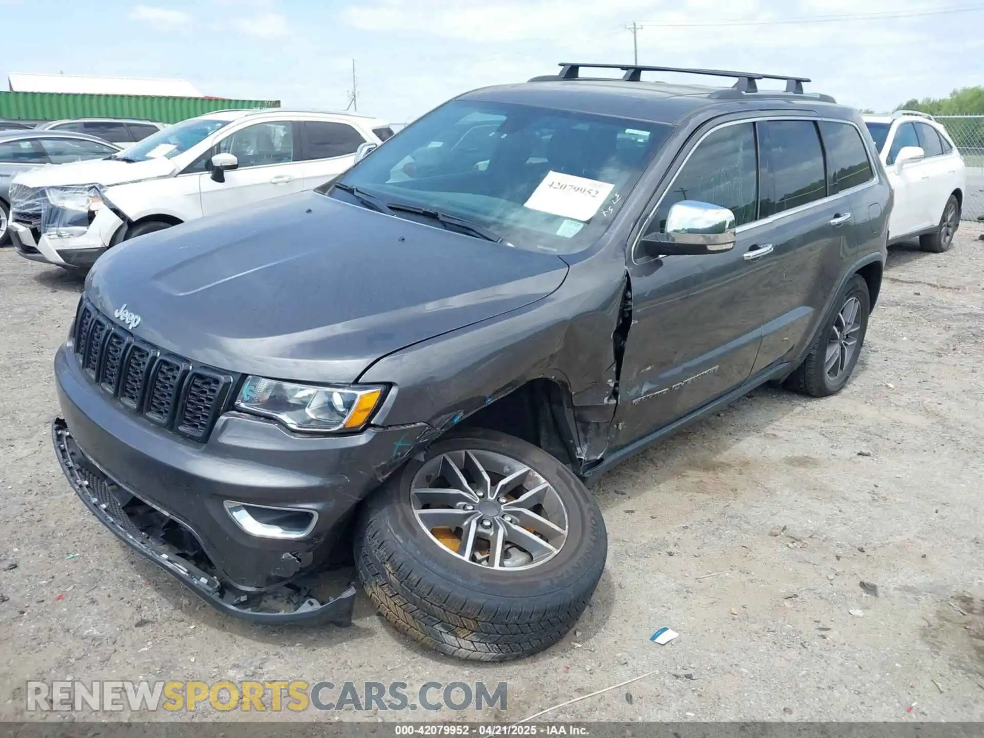 2 Photograph of a damaged car 1C4RJEBG8MC595471 JEEP GRAND CHEROKEE 2021