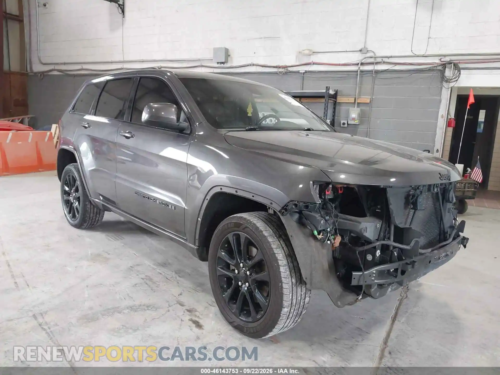 1 Photograph of a damaged car 1C4RJFAG4MC533797 JEEP GRAND CHEROKEE 2021