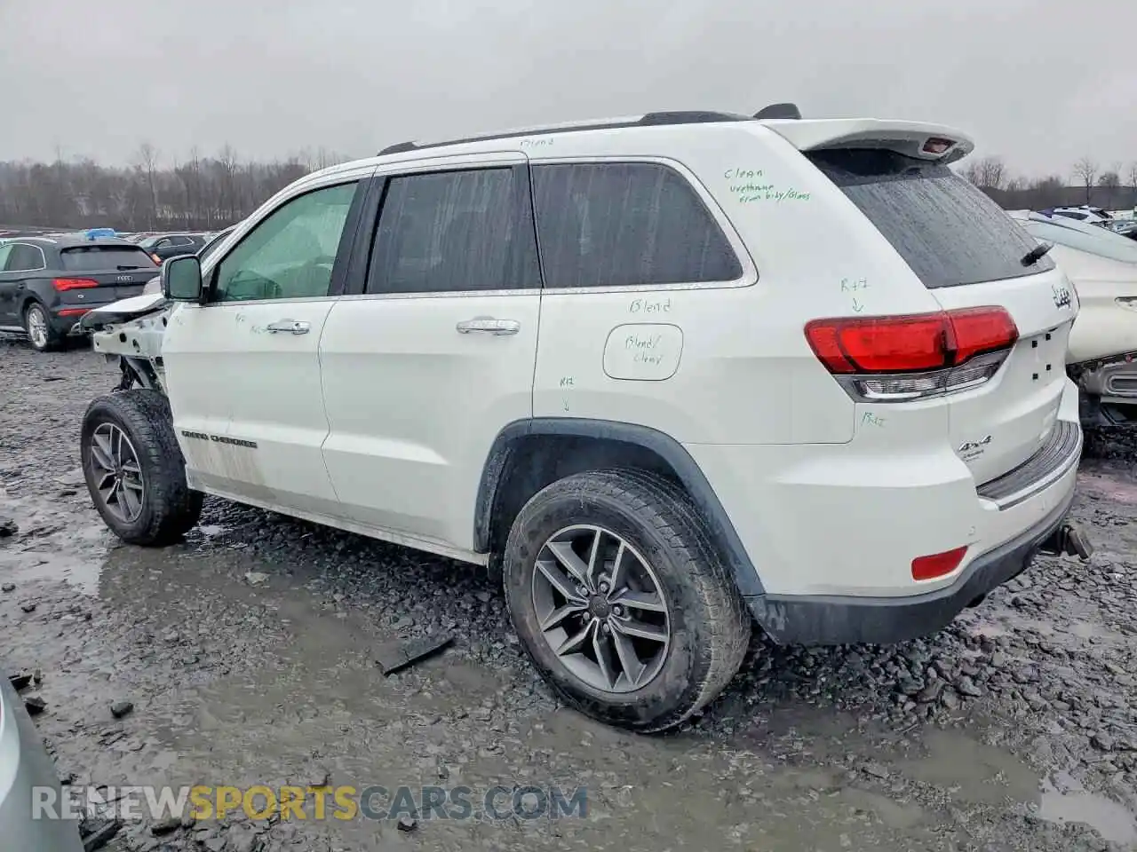 2 Photograph of a damaged car 1C4RJFBT3MC626273 JEEP GRAND CHEROKEE 2021