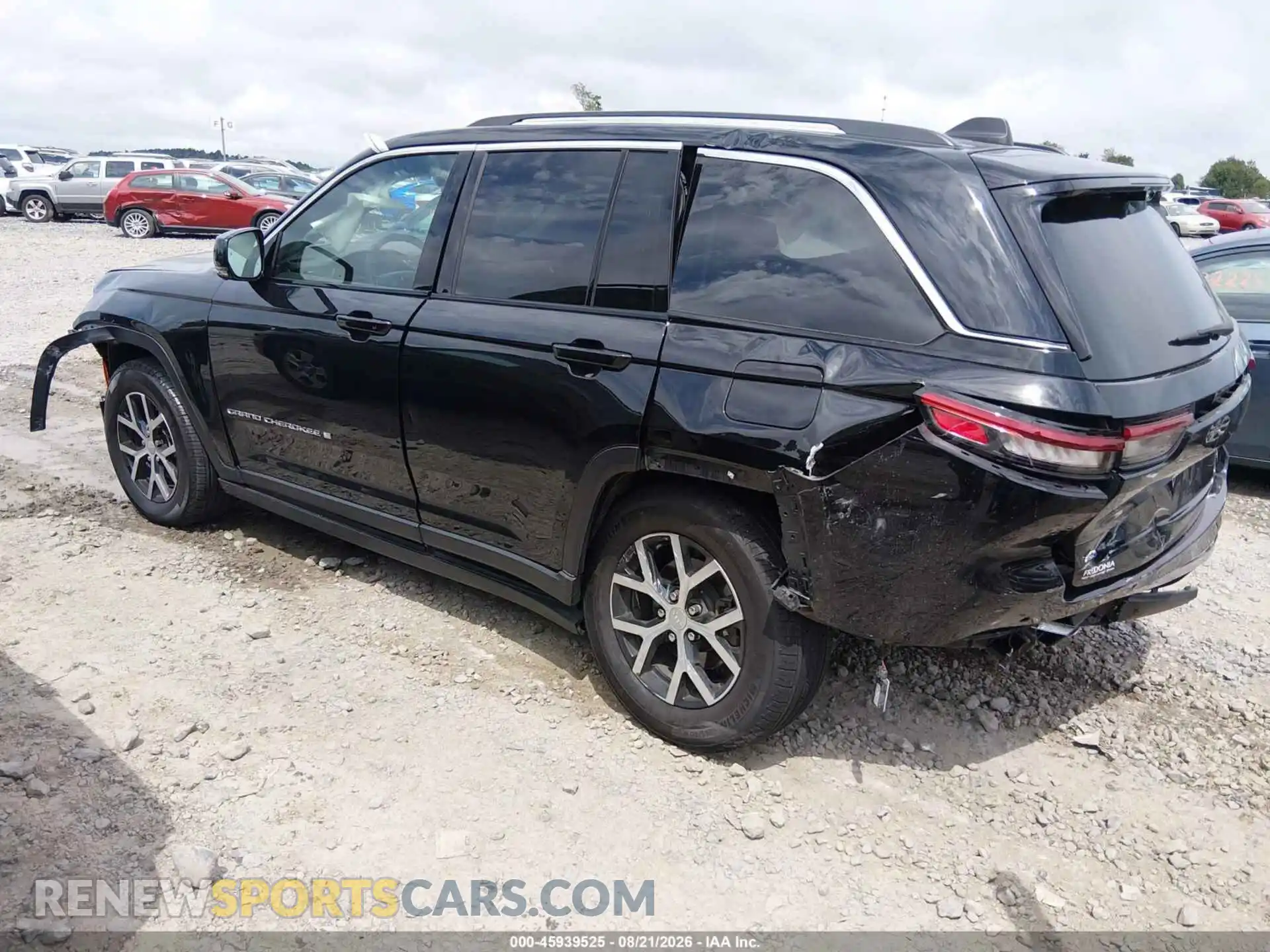3 Photograph of a damaged car 1C4RJHBG2RC705018 JEEP GRAND CHEROKEE 2024