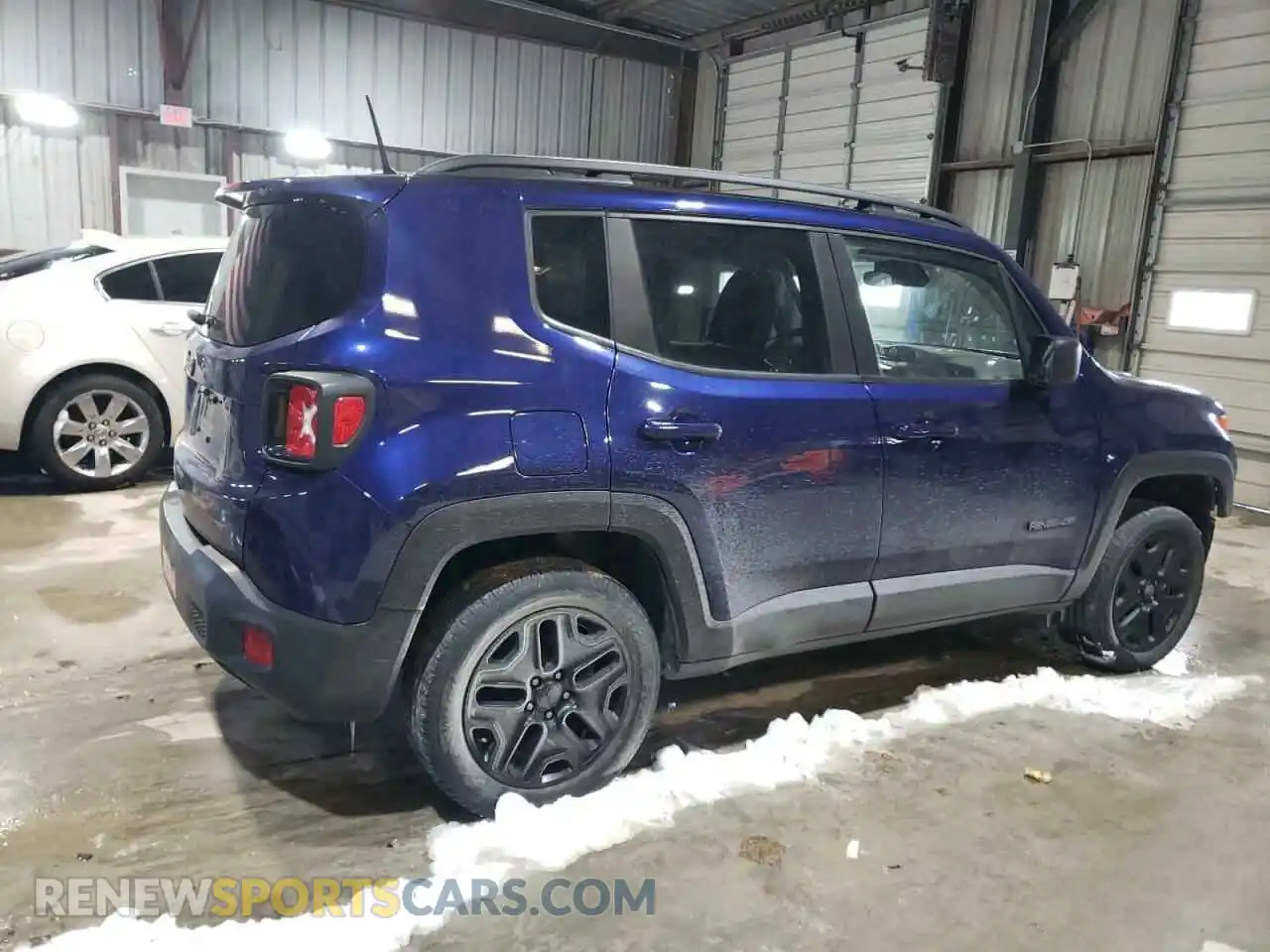3 Photograph of a damaged car ZACNJBAB5KPK21165 JEEP RENEGADE 2019