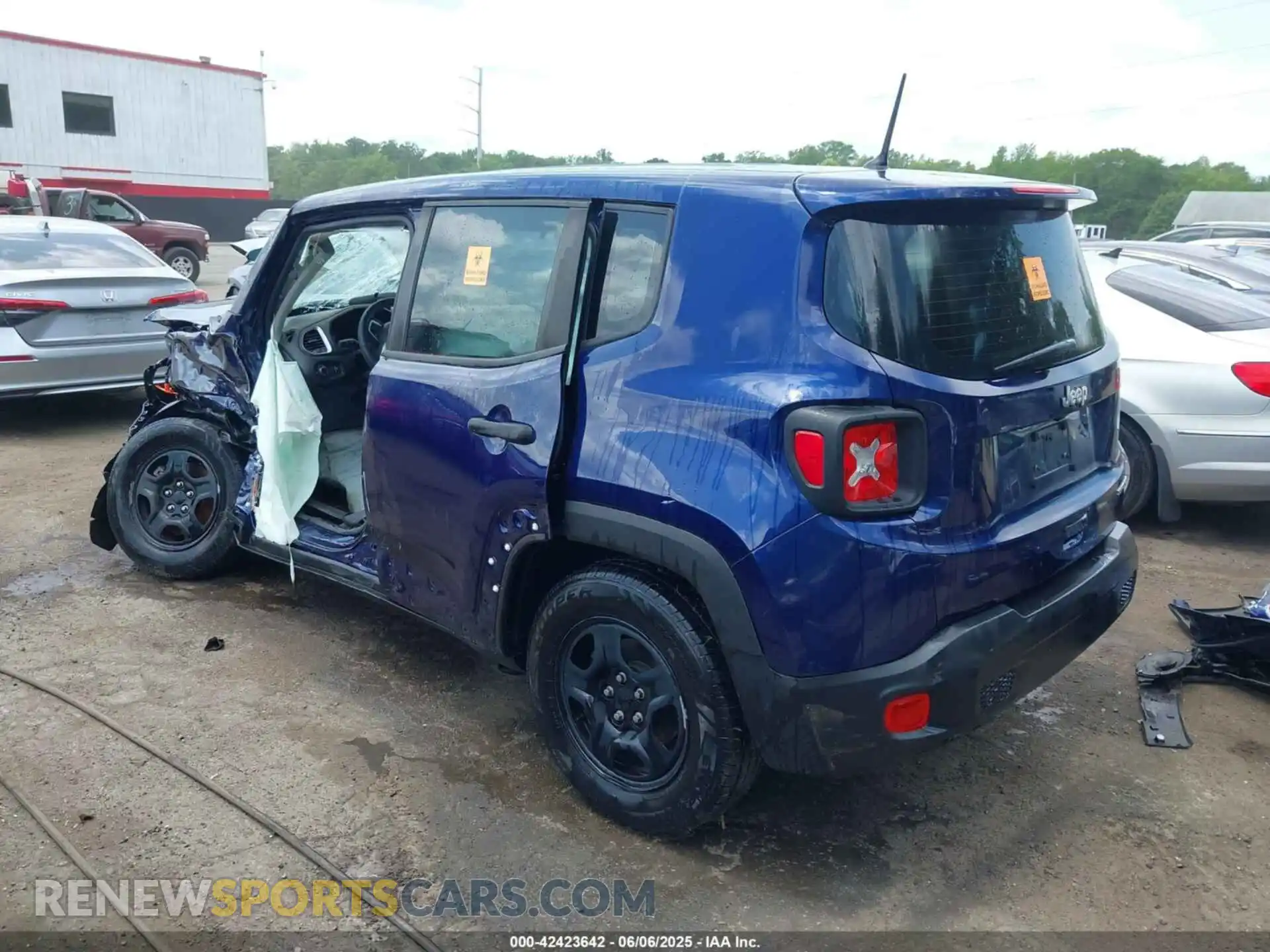 3 Photograph of a damaged car ZACNJAAB2LPL16603 JEEP RENEGADE 2020
