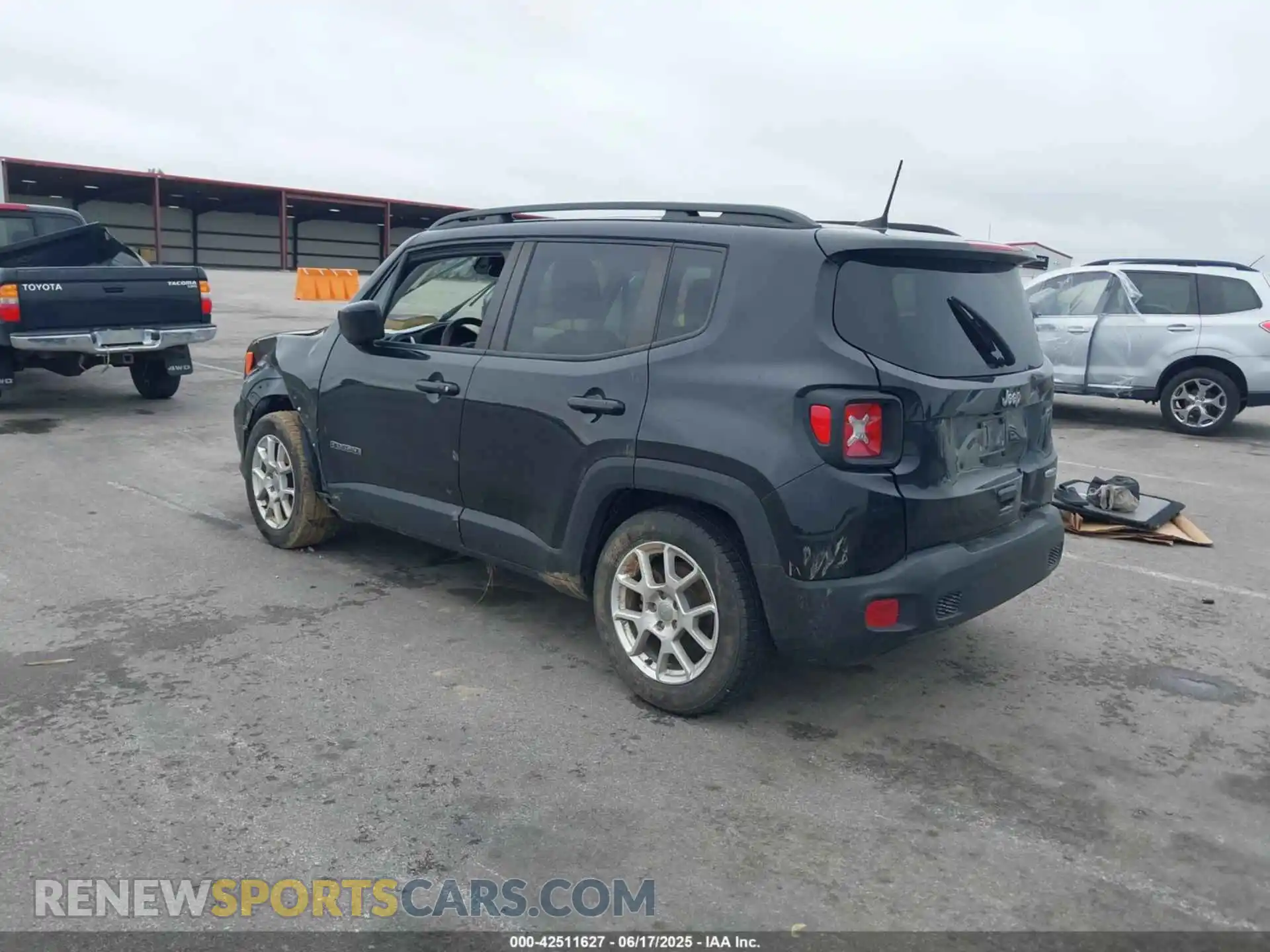 3 Фотография поврежденного автомобиля ZACNJABB1LPL31110 JEEP RENEGADE 2020