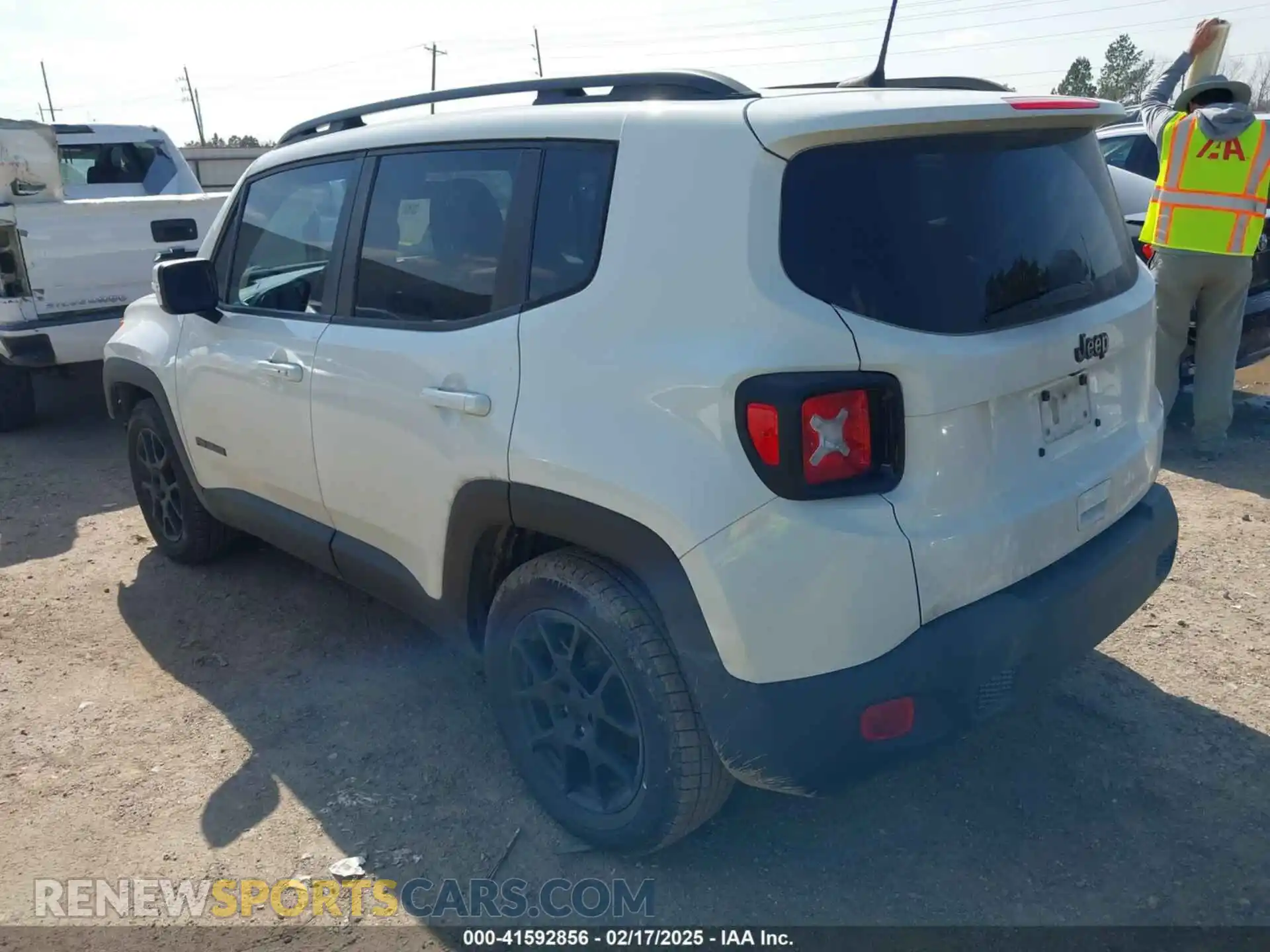 3 Photograph of a damaged car ZACNJABB5LPL02130 JEEP RENEGADE 2020