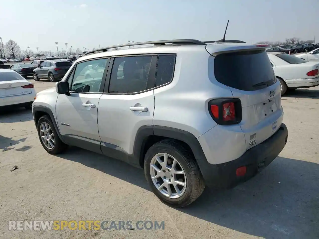 2 Фотография поврежденного автомобиля ZACNJABB6LPL18885 JEEP RENEGADE 2020
