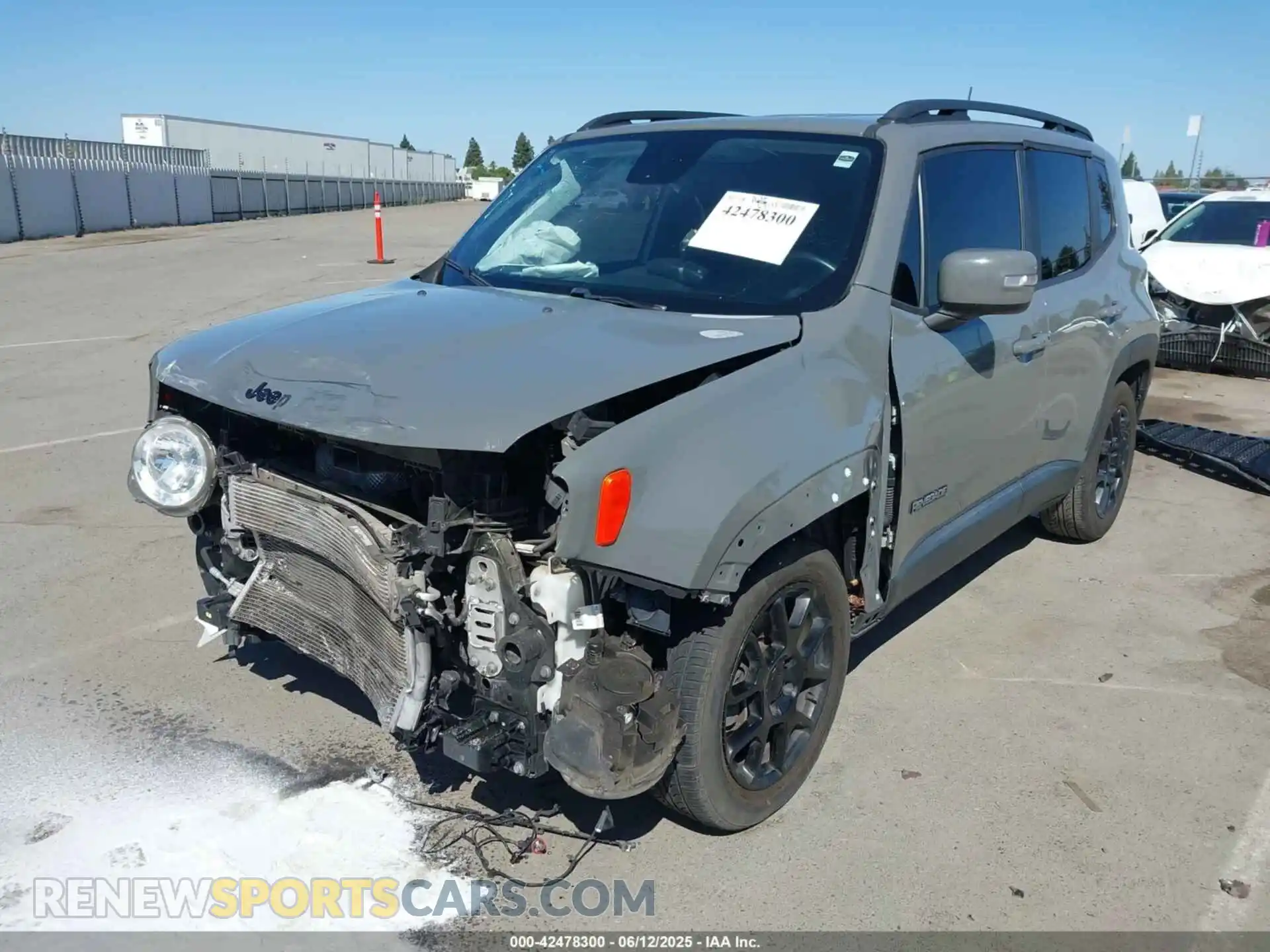 2 Photograph of a damaged car ZACNJABB8LPL31928 JEEP RENEGADE 2020