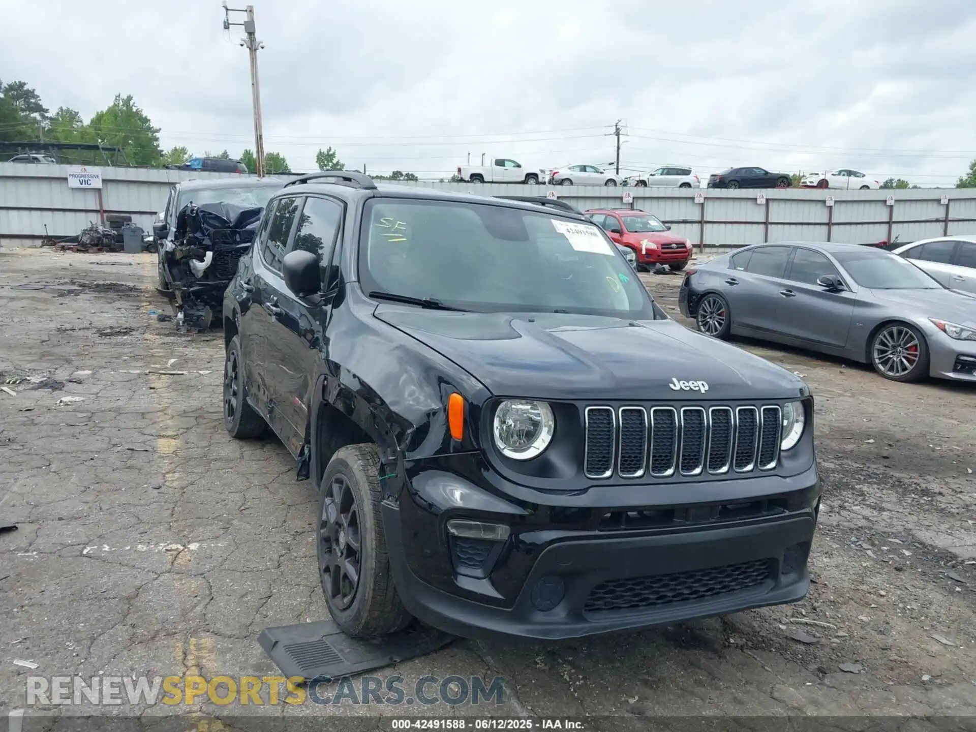 1 Photograph of a damaged car ZACNJBAB5LPL15726 JEEP RENEGADE 2020