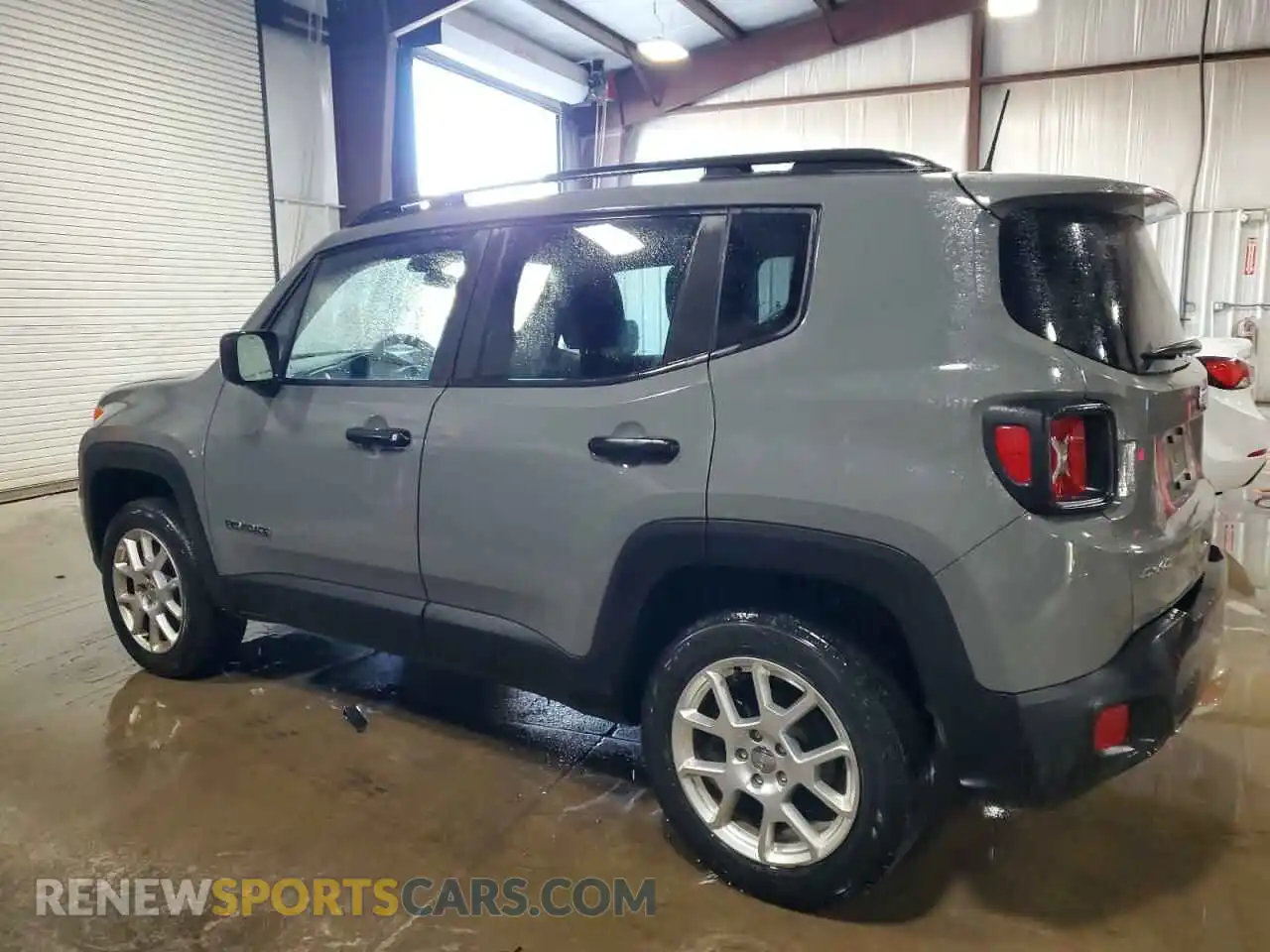 2 Photograph of a damaged car ZACNJBAB7LPL94803 JEEP RENEGADE 2020