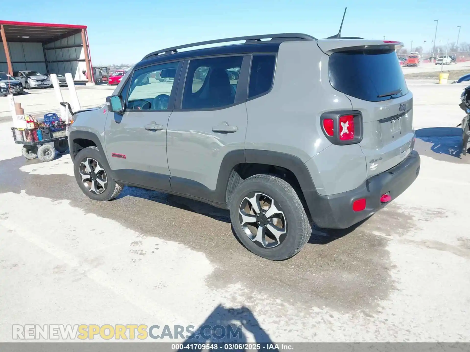 3 Photograph of a damaged car ZACNJBC1XLPL94573 JEEP RENEGADE 2020