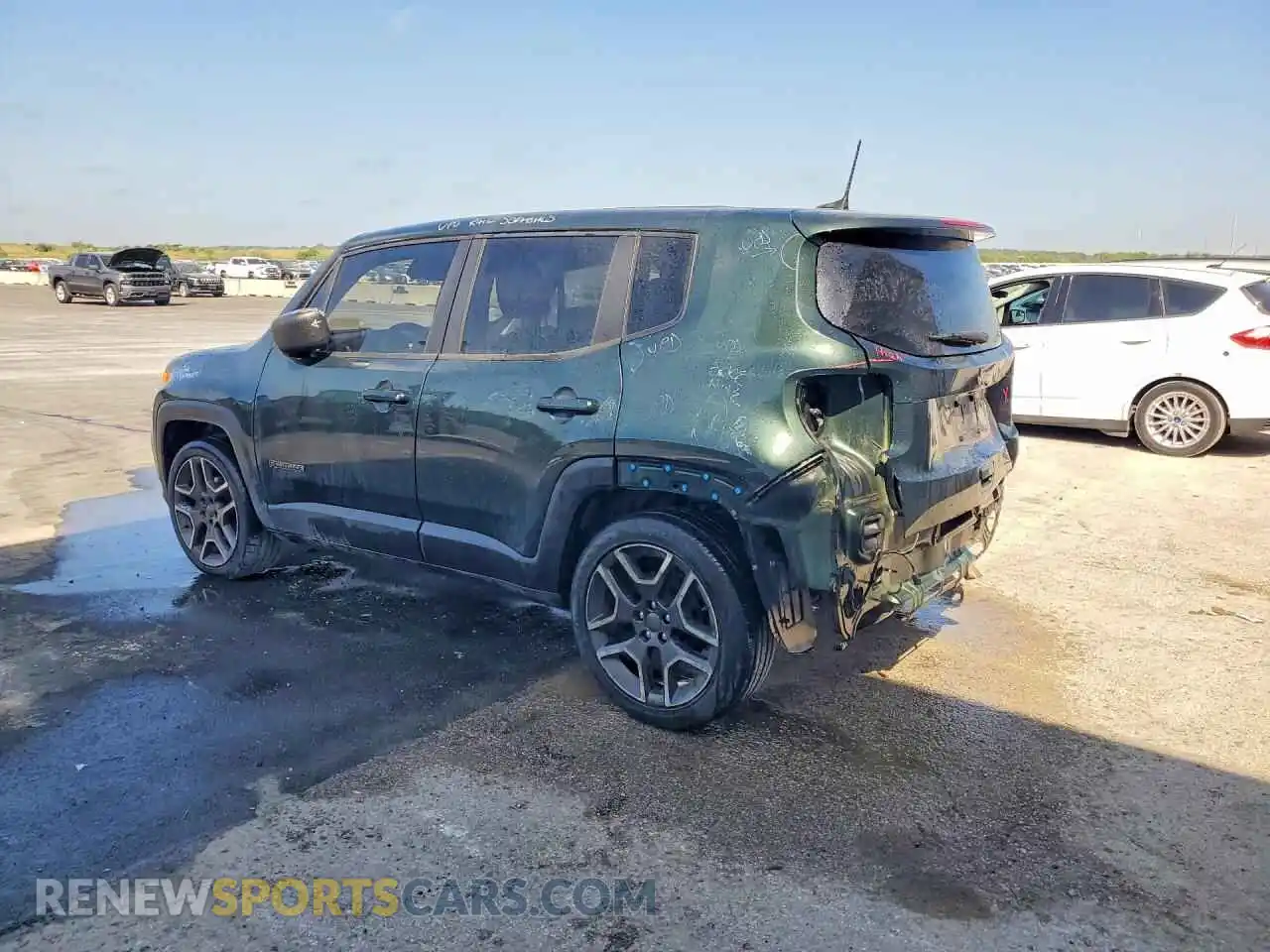 2 fotografías del automóvil dañado ZACNJCAB2MPM52694 JEEP RENEGADE 2021
