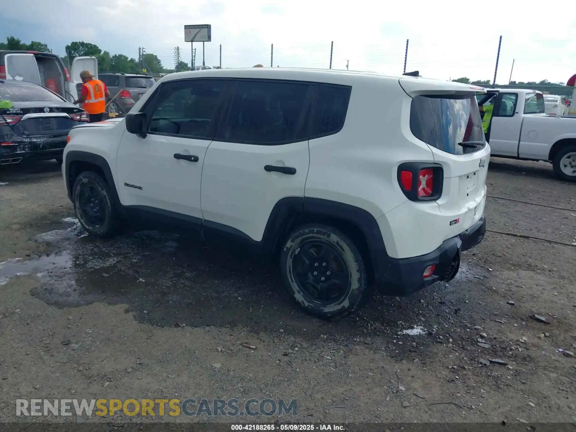 3 Photograph of a damaged car ZACNJCAB7MPM23305 JEEP RENEGADE 2021