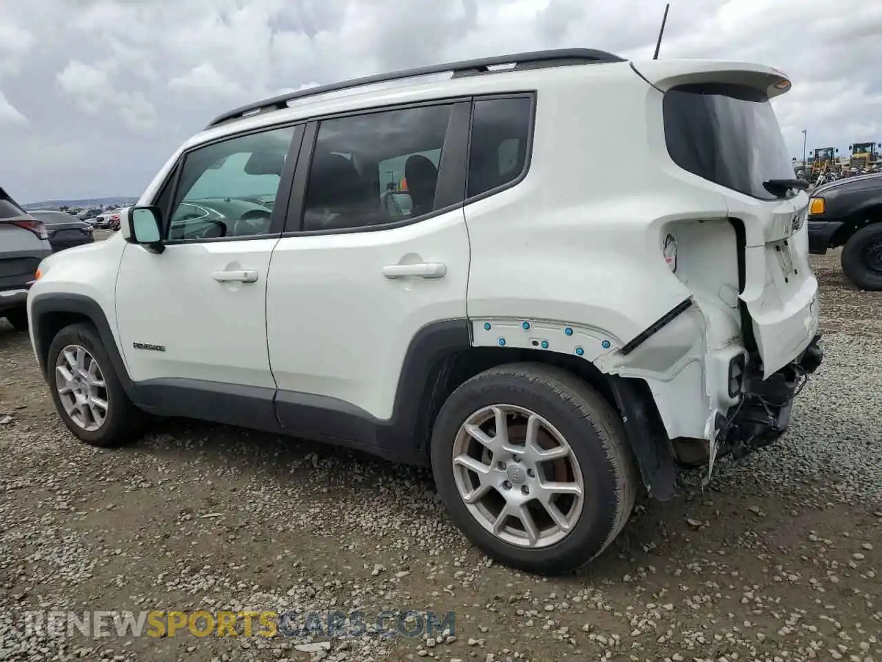 2 Photograph of a damaged car ZACNJCBB3MPN16000 JEEP RENEGADE 2021