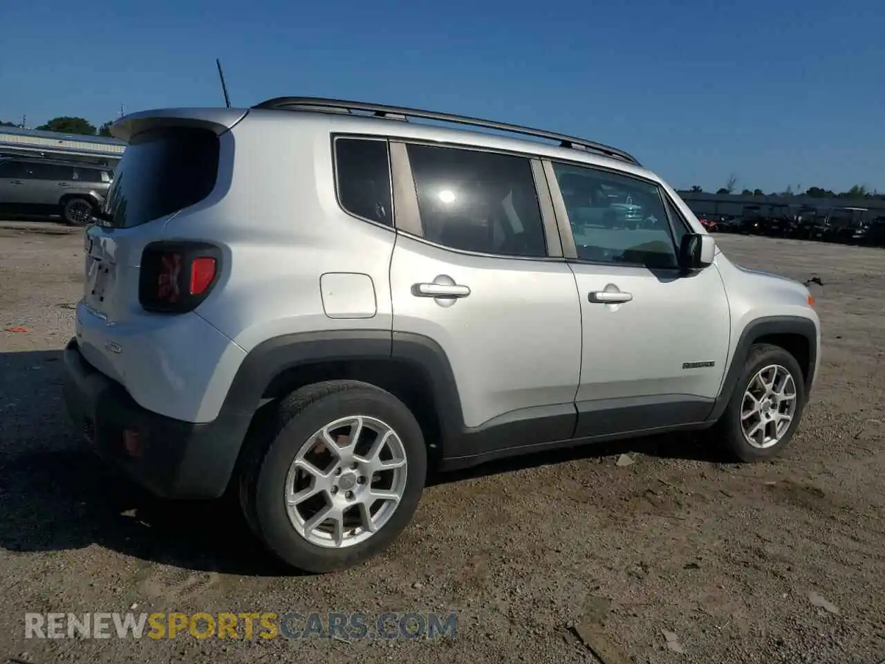 3 Photograph of a damaged car ZACNJCBB4MPM21364 JEEP RENEGADE 2021