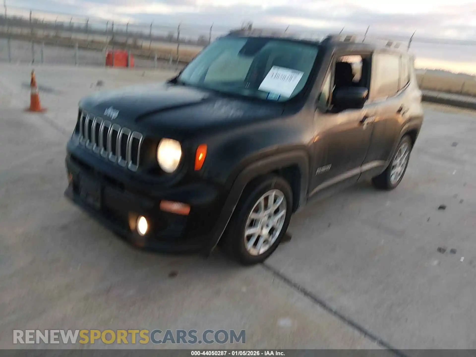 2 Photograph of a damaged car ZACNJCBB9MPN27373 JEEP RENEGADE 2021