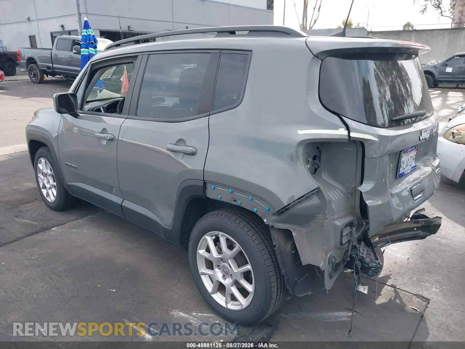 3 Photograph of a damaged car ZACNJCBBXMPM96523 JEEP RENEGADE 2021