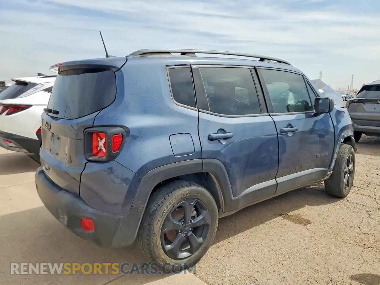 3 Photograph of a damaged car ZACNJDAB5MPM96369 JEEP RENEGADE 2021