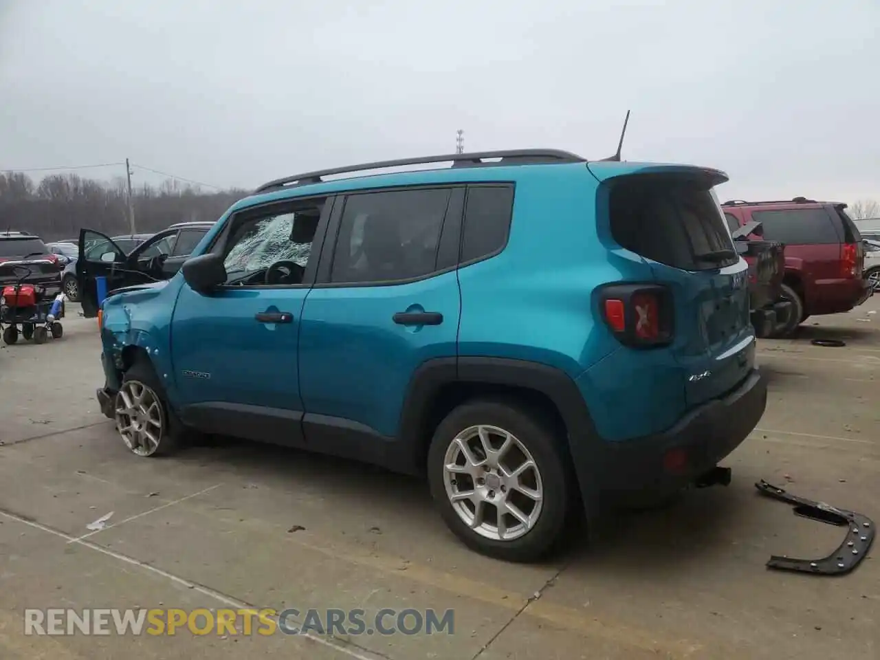 2 Photograph of a damaged car ZACNJDAB6MPM32261 JEEP RENEGADE 2021