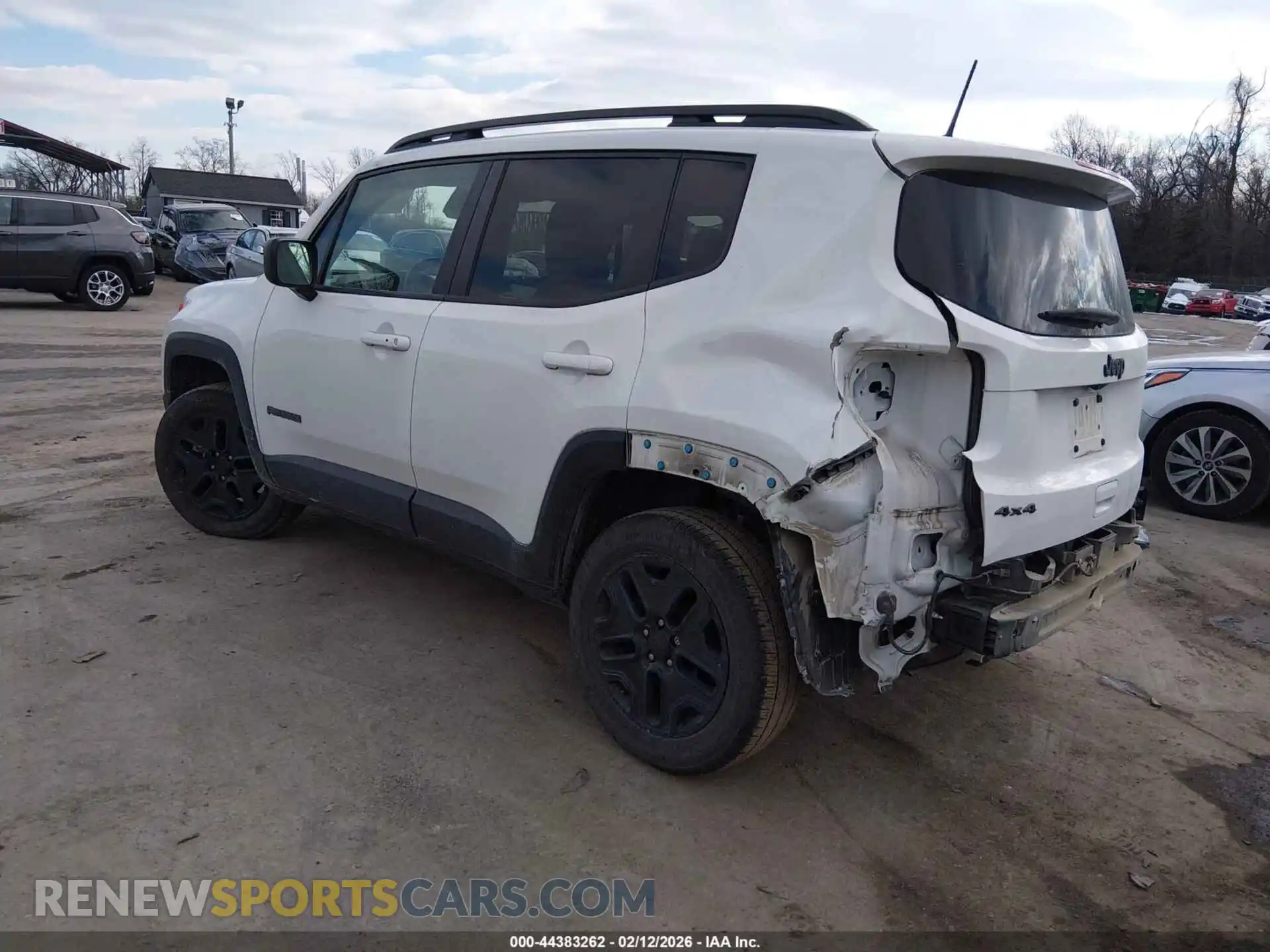 3 Photograph of a damaged car ZACNJDAB8MPM66962 JEEP RENEGADE 2021