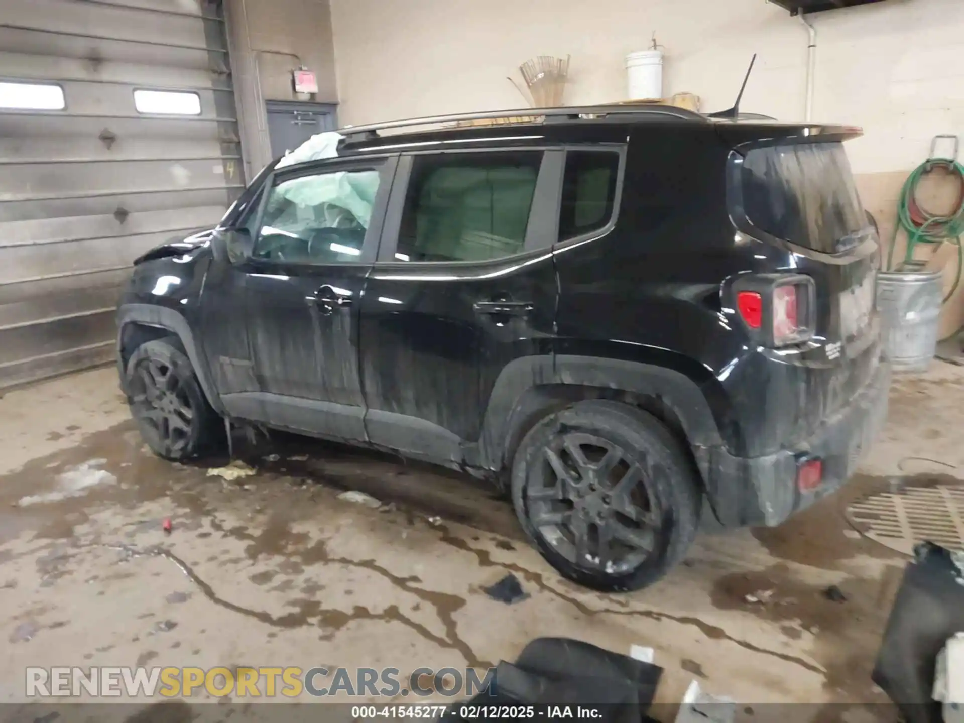 3 Photograph of a damaged car ZACNJDBB0MPM74830 JEEP RENEGADE 2021
